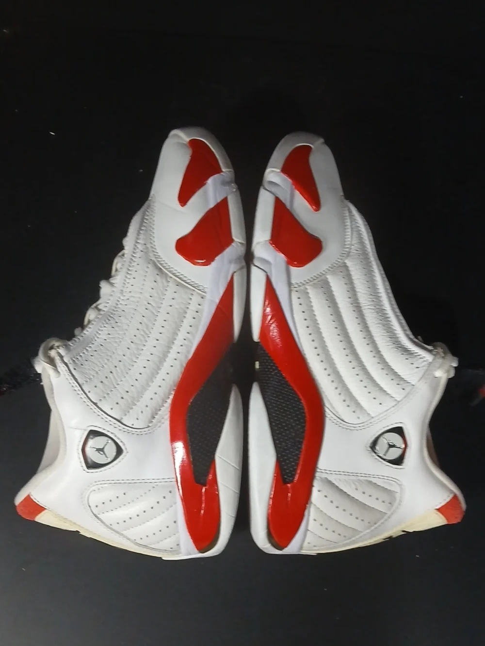 Air Jordan 14 Retro. 